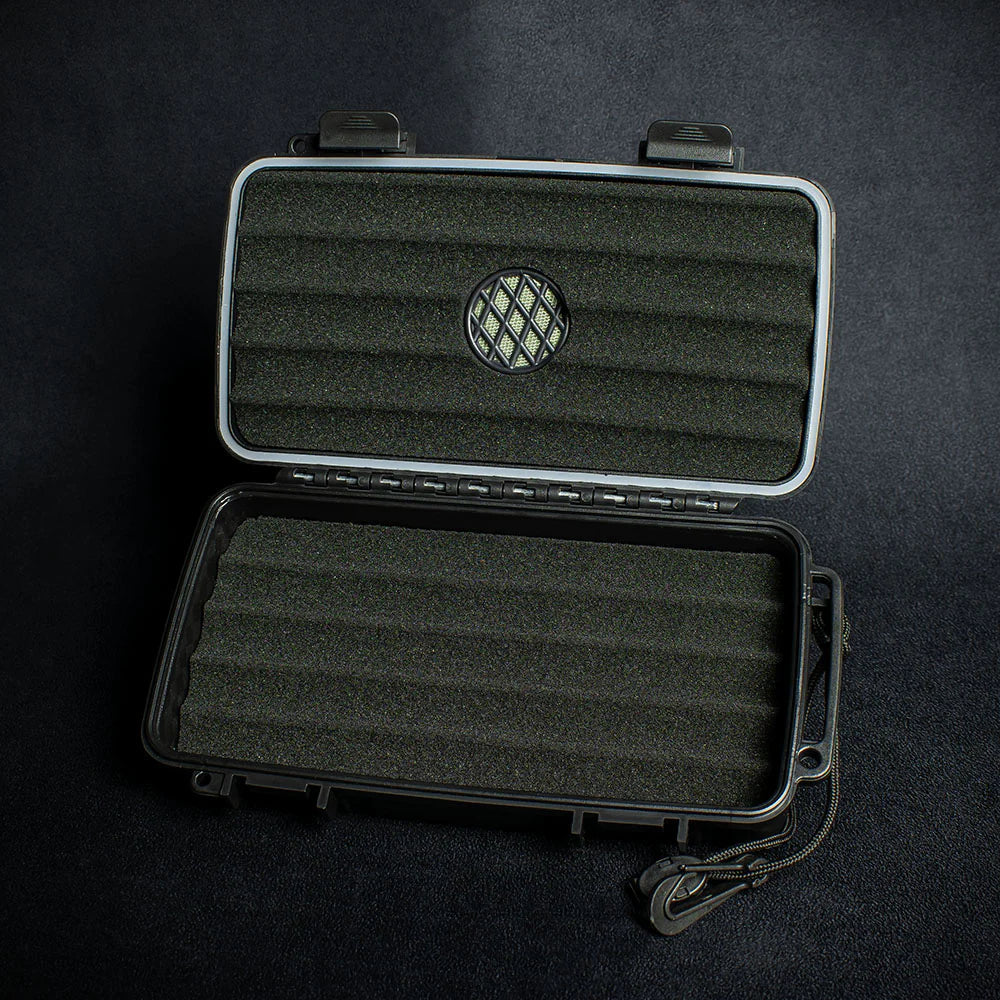Sikarlan Crushproof Travel Humidor - 5 Cigars Black
