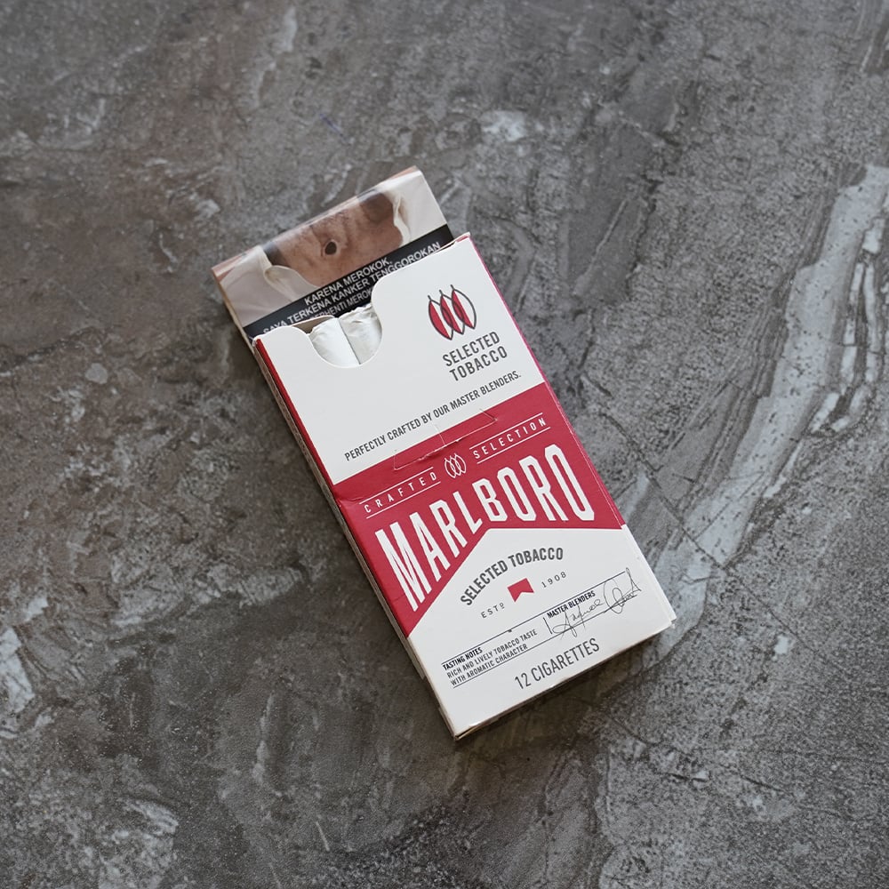 Marlboro Crafted Red (Non Filter)