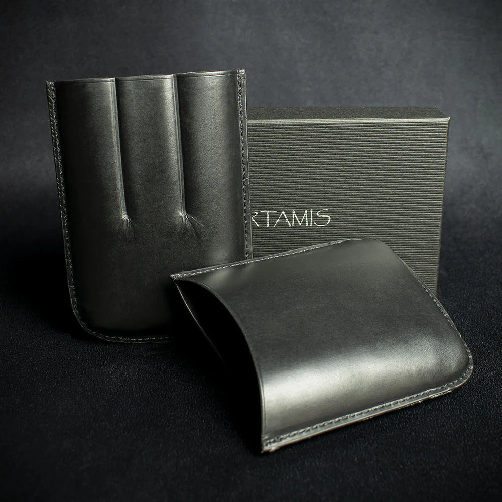 Artamis Black Leather Cigar Case - 3 Robustos