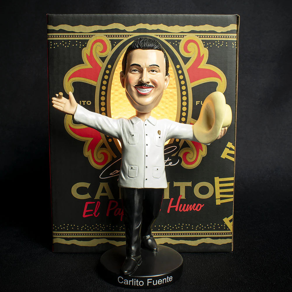 Carlos Carlito Fuente Jnr. Bobblehead (White) With Short Story Cigar