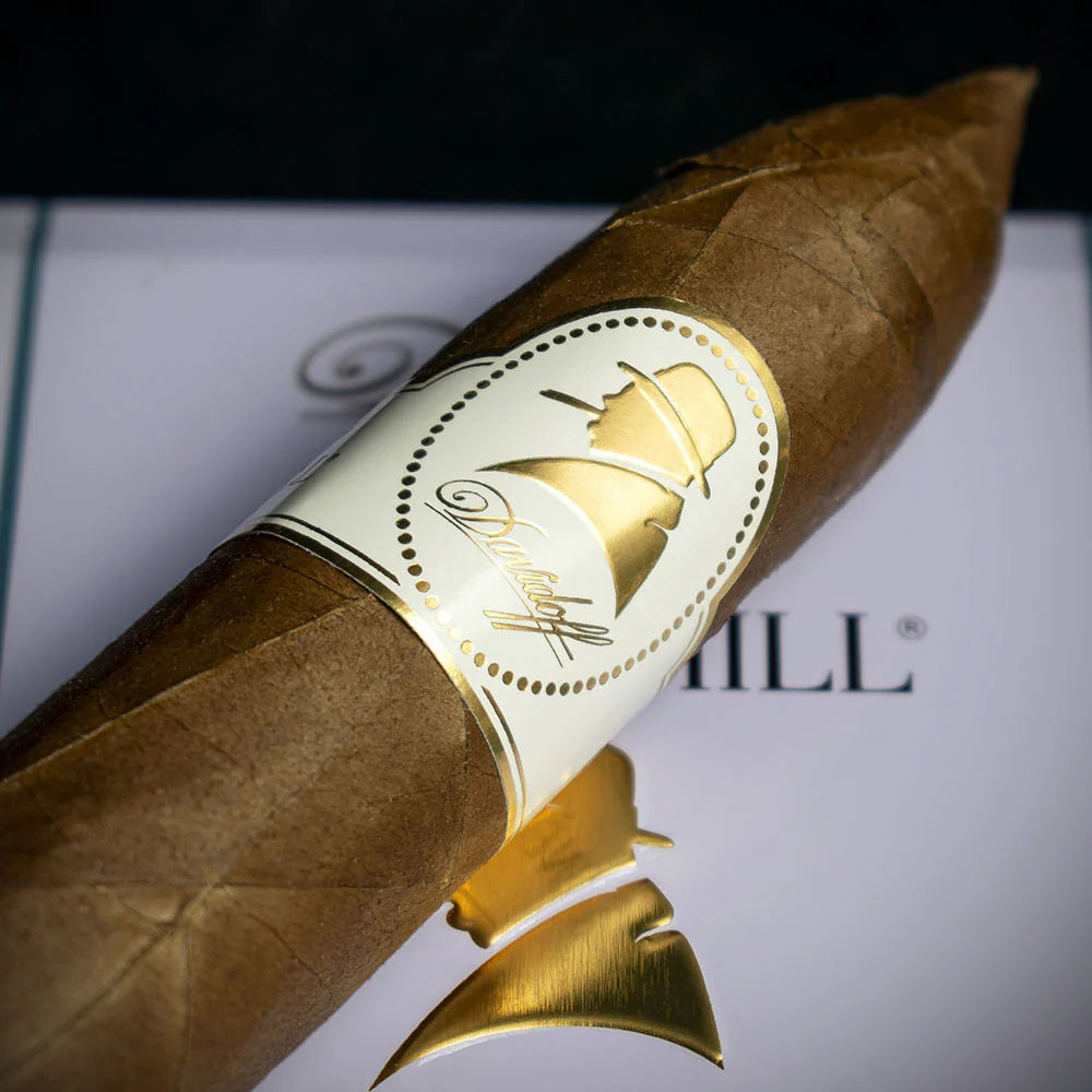 Davidoff Winston Churchill The Traveller Belicoso Cigar - Single