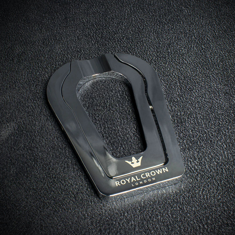 Polished Chrome Folding Pipe Stand