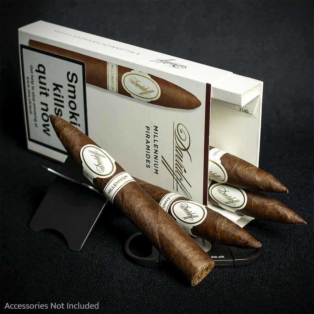 Davidoff Millennium Piramides Cigar - Single