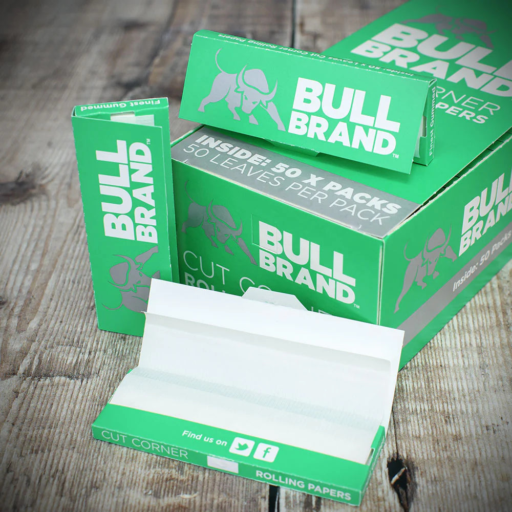 Bull Brand Green Cut Corners Rolling Papers - 50 Pack