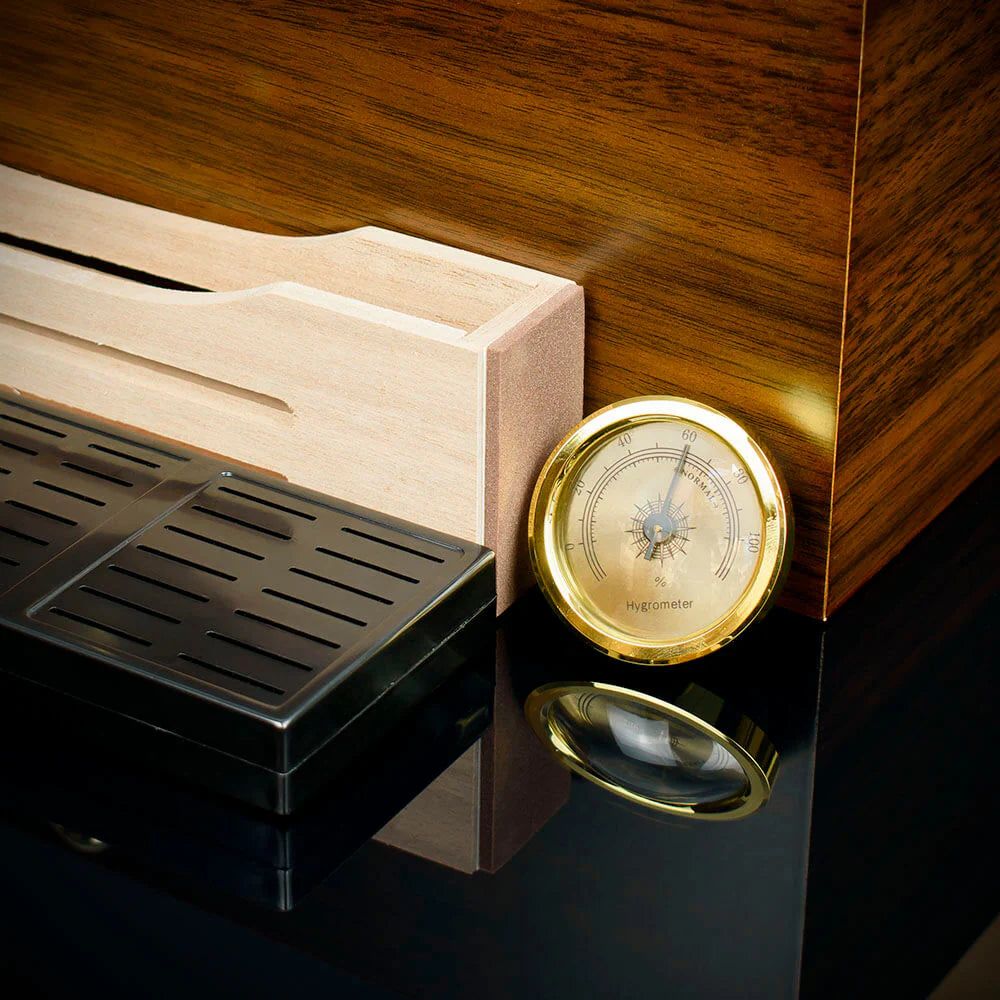Cigar Humidor Walnut Veneer HU18 - 75 Cigar Capacity