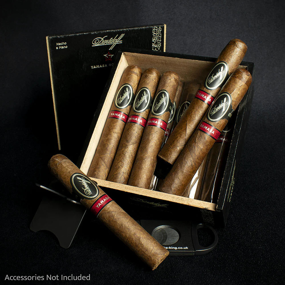 Davidoff Yamasa Robusto Cigar - Single