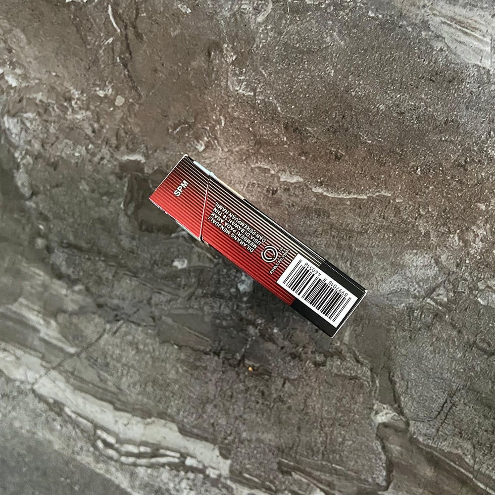Marlboro Red Titanium Edition