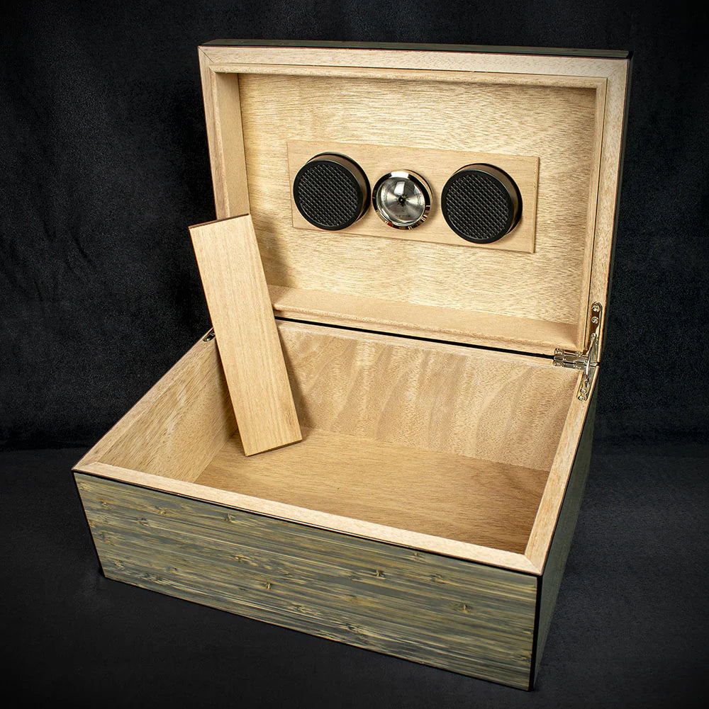 Humidor Glossy Bamboo Finish - 50 Cigar Capacity