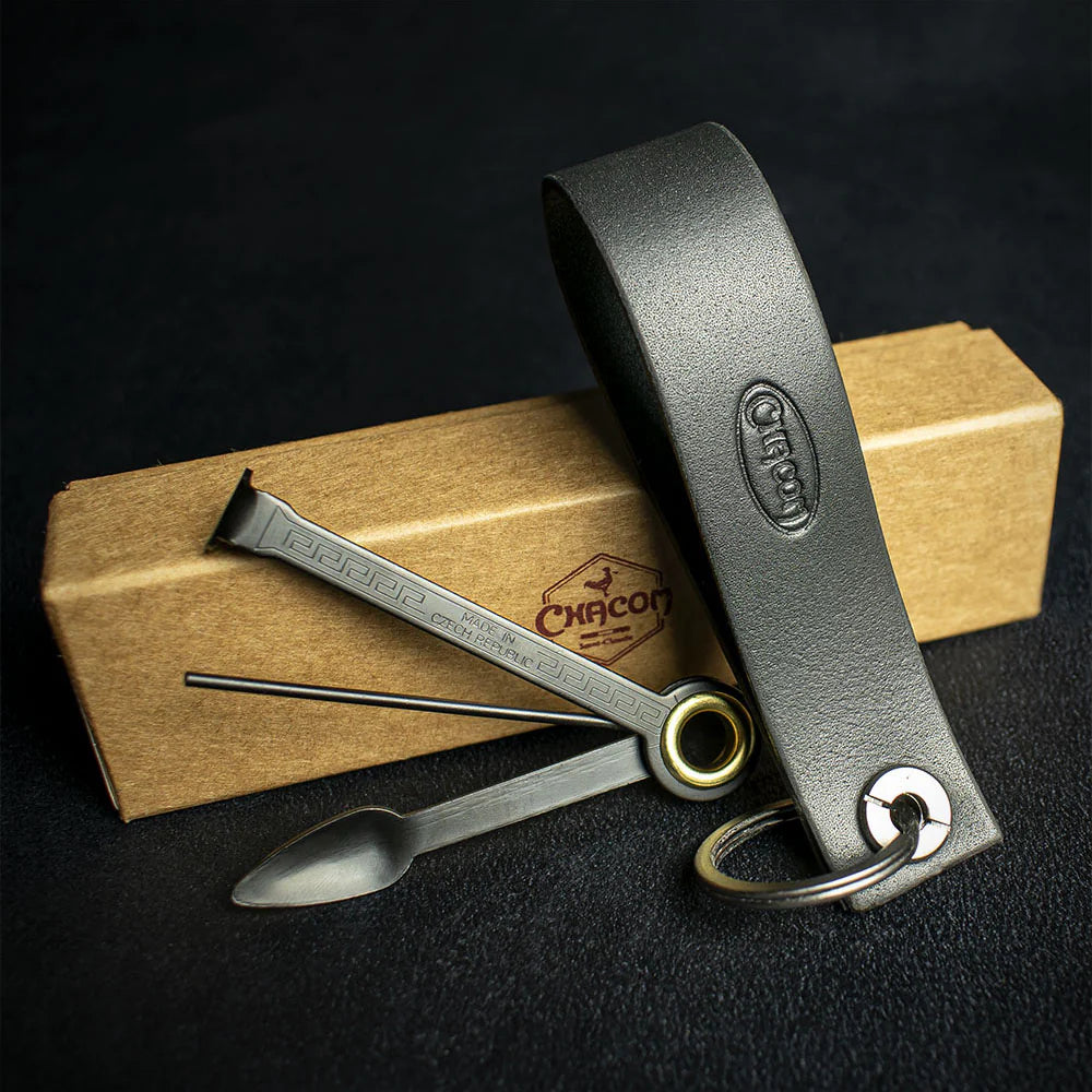 Chacom Pipe Tool & Rest - Black Leather