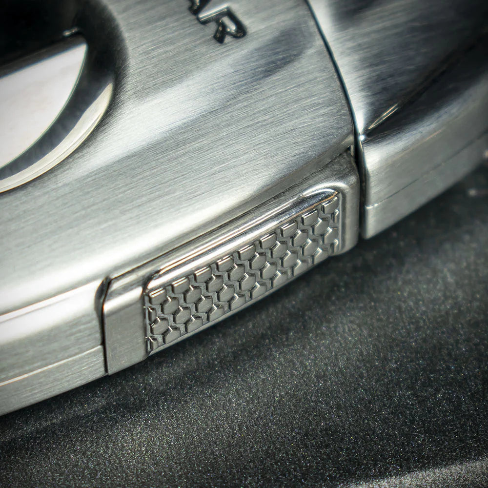 Xikar VX2 Brushed Chrome Cigar V Cutter