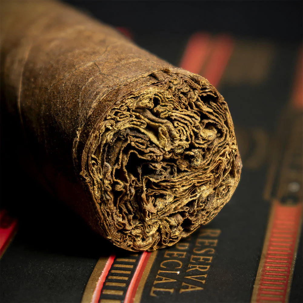 Juliany Corojo Robusto Cigar - Single