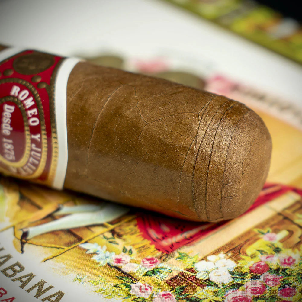 Romeo y Julieta Exhibicion No.4 Cuban Cigar - Single