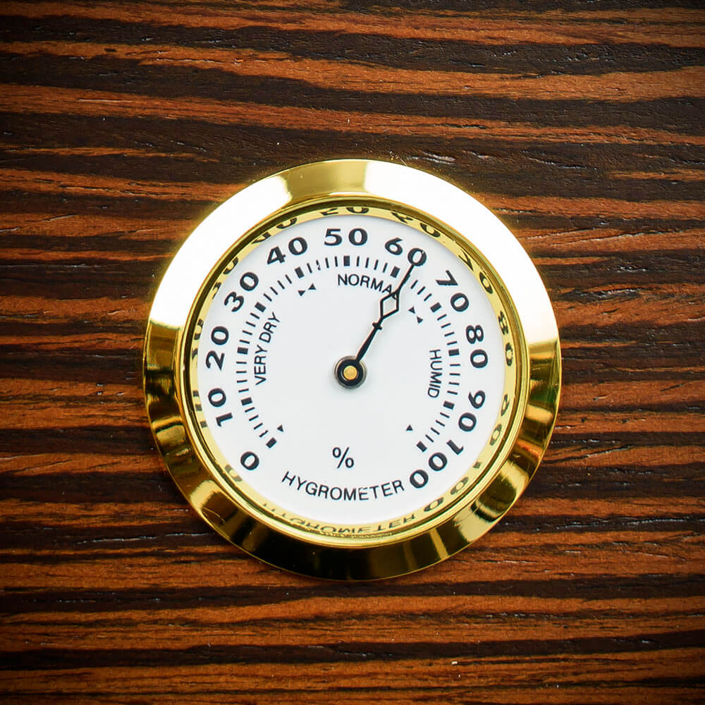 Cigar Humidor Glass Top Ebony Veneer HU21 - 25 Cigar Capacity