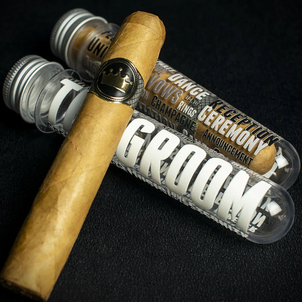 Wedding Cigar Gift Tube + Smoke-King Robusto - The Groom