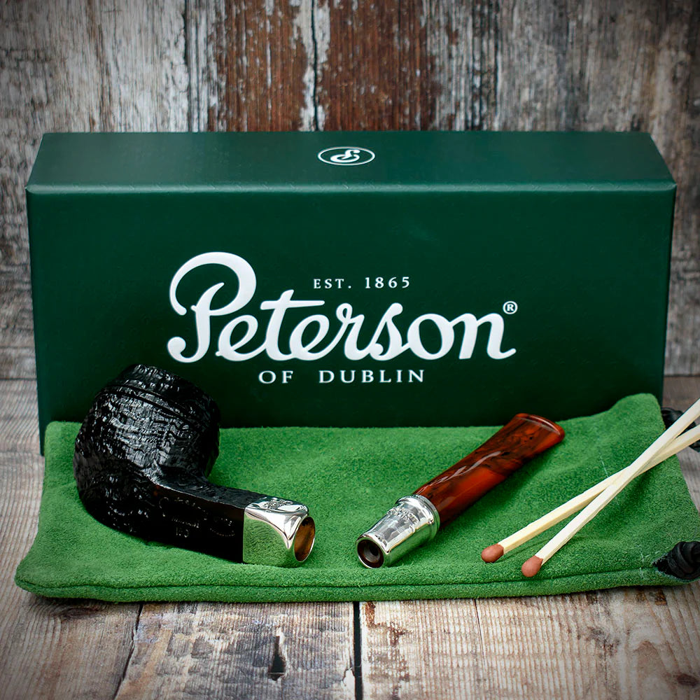Peterson of Dublin Newgrange Spigot Briar Smoking Pipe - Shape 150