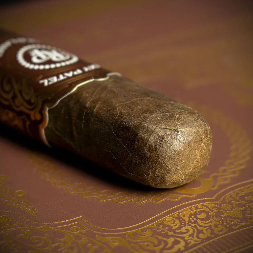 Rocky Patel Gold Label Robusto Cigar - Single
