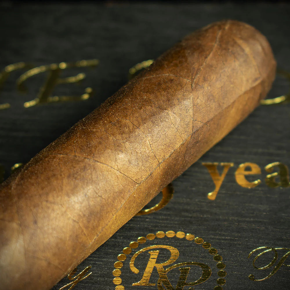 Rocky Patel The Edge Nicaraguan Short Robusto Cigar - Single