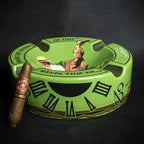Arturo Fuente Hands of Time Ashtray - Geen + Short Story Cigar