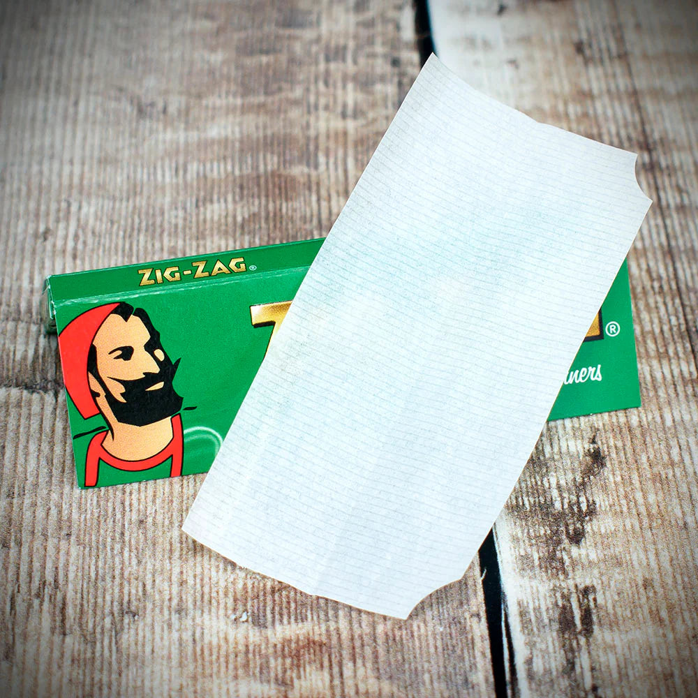 Zig Zag Regular Green Cigarette Papers 50 Leaves - Single Booklet