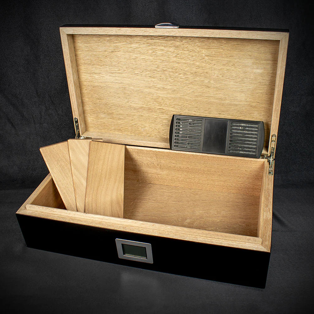 Humidor Cuban Flag Design - 30 - 40 Cigar Capacity